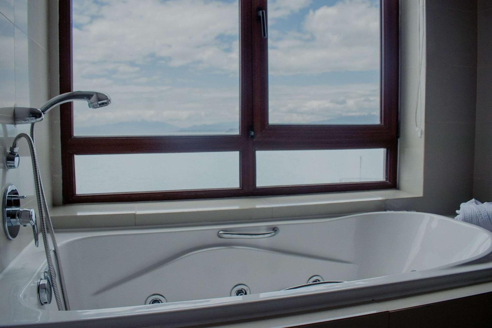 Radisson Hotel Puerto Varas Eksteriør billede